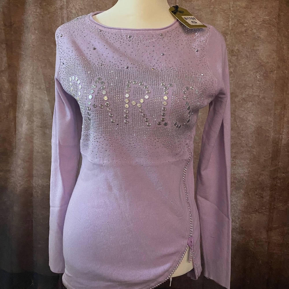 Sweaters - Picture 4 of 9